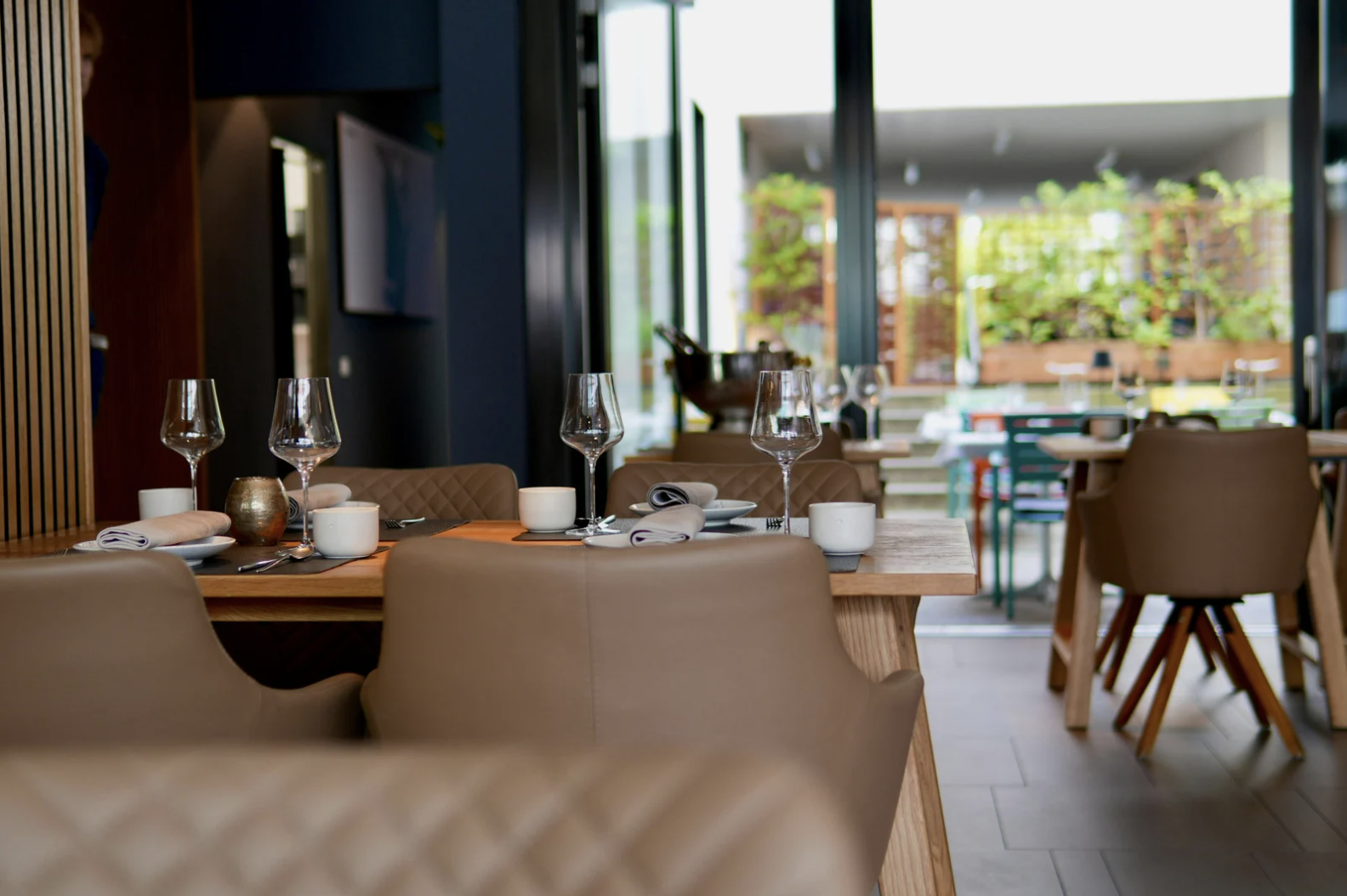 Restaurant Cleaning Services: Kitchen and Dining Area Sanitization